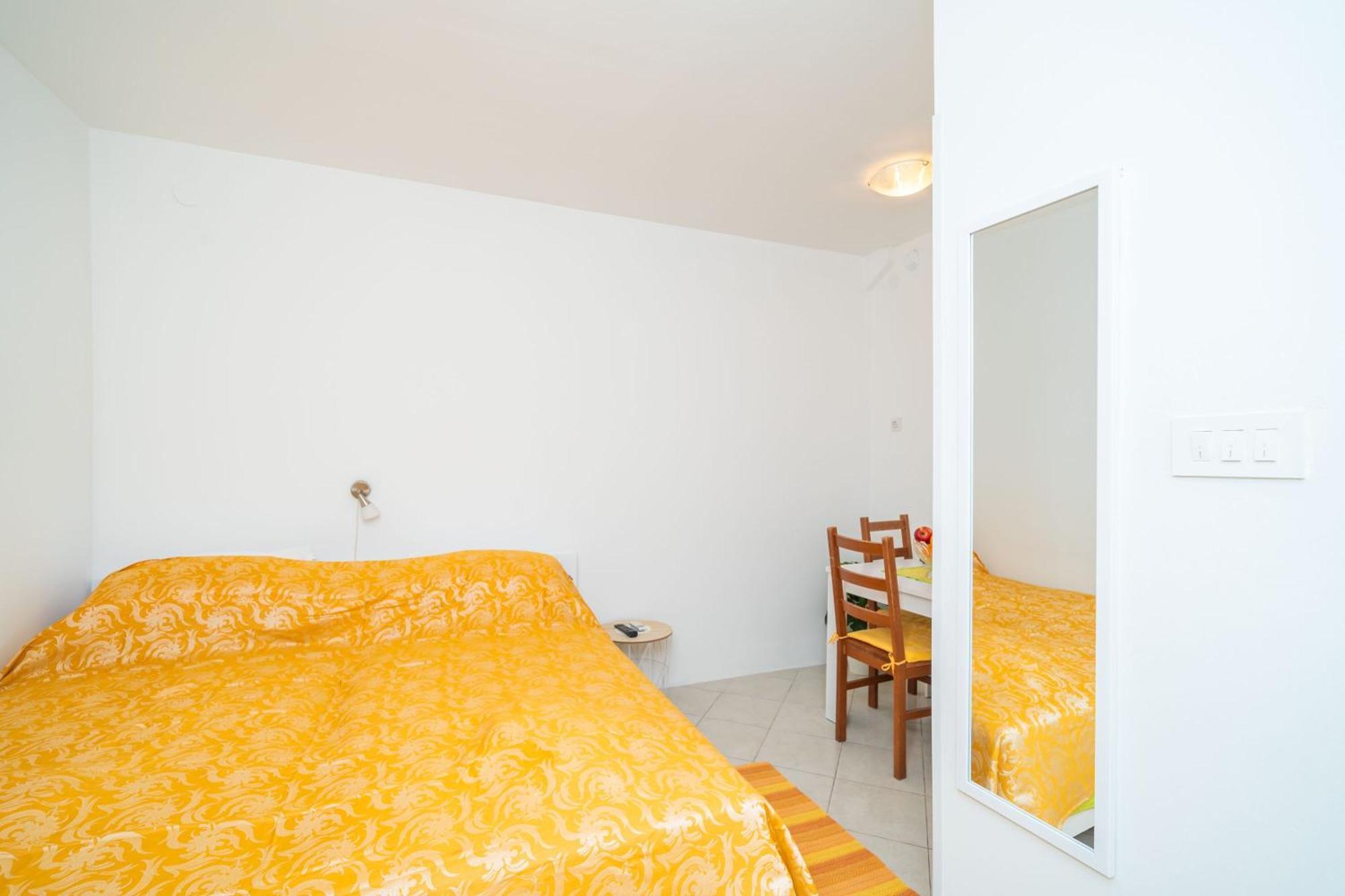 Apartments Aurelia ดูบรอฟนิก ภายนอก รูปภาพ